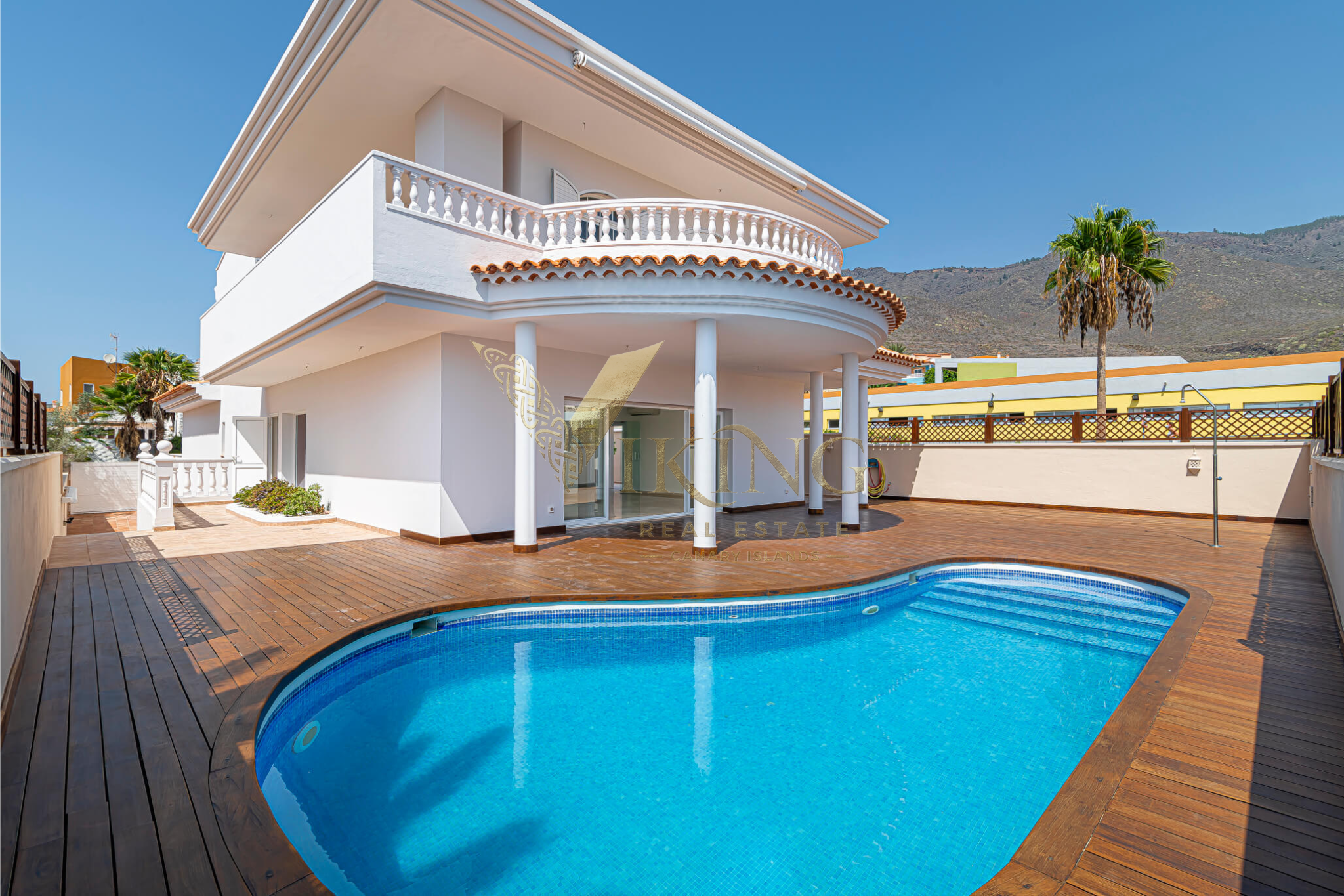 Amazing Villa in Los Olivos – Adeje