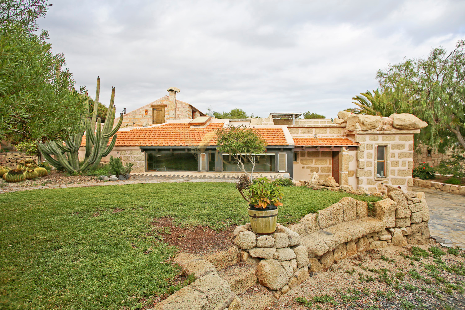 Fantastic traditional finca with 2 houses in San Isidro